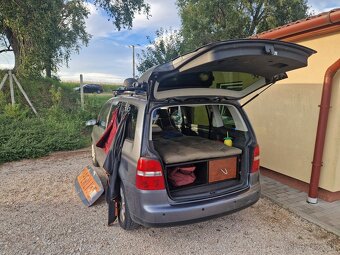 VW Touran 2L TDi 103kW r. 2004 - 3