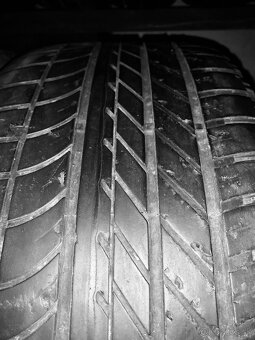 GoodYear SUV Eagle F1 255/55 R20 - 3