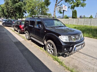Nissan Pathfinder 2.5 dCi - 3