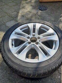MERCEDES DYSKY R17 5X112 s pneu = 245/45 R17 - 3