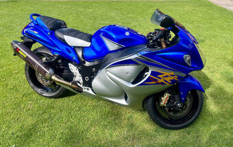 Suzuki Hayabusa GSXR 1300 - 3