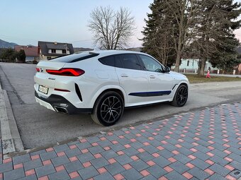 BMW X6 M50i xDrive - 3
