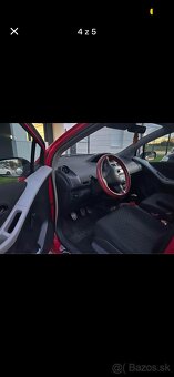 Toyota yaris 2008 1.3 Benzín Km:3000 000 - 3
