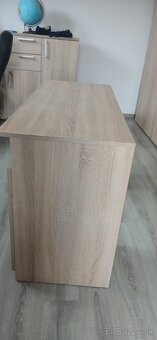 stôl + stolička - 3