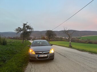 Opel Astra H 66kw - 3