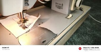 Predám kufríkový šijací stroj Veritas 8014/43 +manuál,príslu - 3