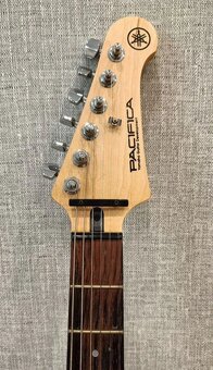 Yamaha Pacifica 120H BL elektrická gitara - 3