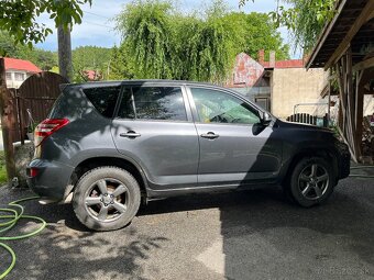 Toyota RAV4, 2.2tdi 110kw, r.v2012 - 3