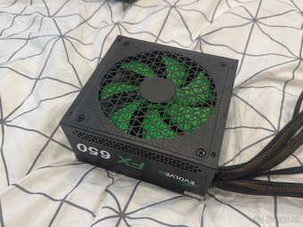 EVOLVEO 650W Zdroj - 3