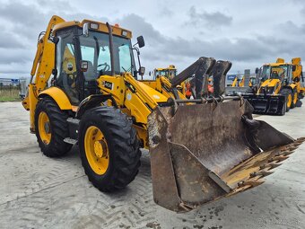 JCB 4CX - 3