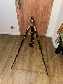 karbónový statív 3 Legged thing LEO - 3