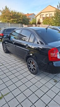 Hyundai Accent 1.4 GL, 71,3kw, r.v.2009 - 3