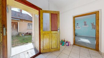 Ponúkame Vám na predaj vidiecky rodinný dom v obci Detek - 3