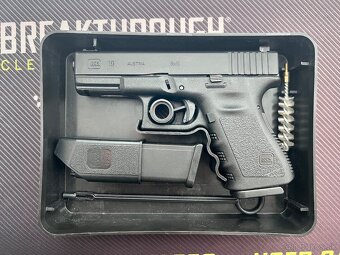 Predám Glock 19 9x19 - 3