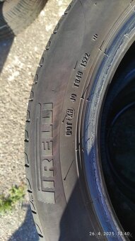 pneu Pirelli 215 55 r17 - 3