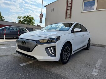Hyundai Ioniq Facelift 40KWh Electric model: 2021 - 3