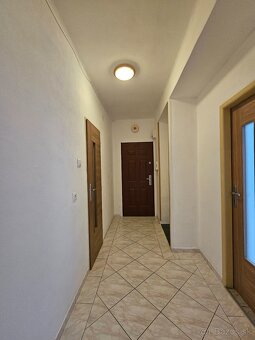 3i Zrekonštruovaný Byt | Skvelá Poloha - 3