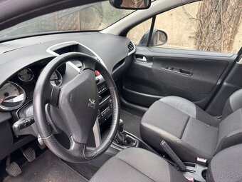 Peugeot 207, benzín 70 KW, 1397 cm3 - 3