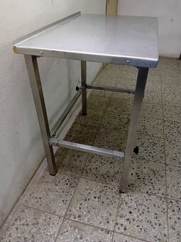 Nerezový pracovný stôl. - 3