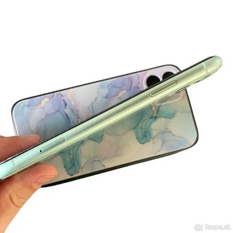 Predám Apple Iphone 11 zelený 128GB - 3