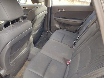 Hyundai i30 CW 1.6 CRDi - 3