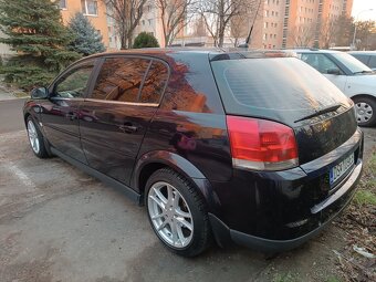 Opel Vectra C Signum - 3