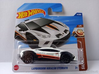 HOT WHEELS - LAMBORGHINI, BUGATTI - 3