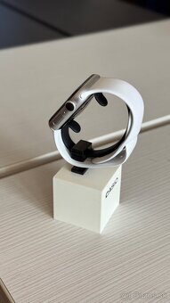 Apple Watch Series 4, 44mm – biele - 3