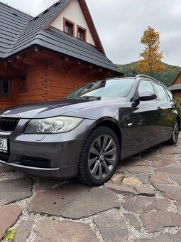 BMW 320i E90 E91 Touring 105kw Benzín - 3