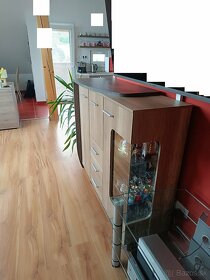 Predám konferenčný stolík, komodu a audio stolík, samostatne - 3