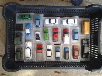 De agostiny 150 0kusov modelov aut v mierke 1-43 - 3