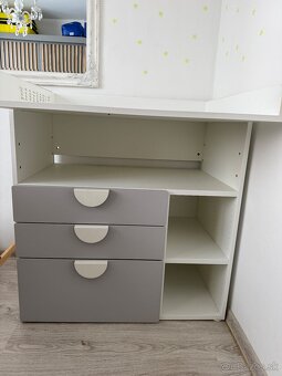 Prebalovací pult - 3