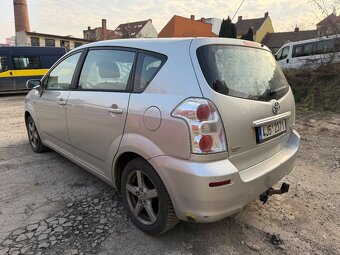 Toyota Corolla Verso 1.8 VVTI - 3