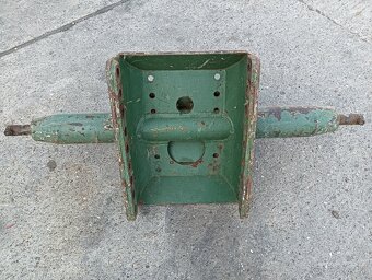 Predám konzolu závesu - 3