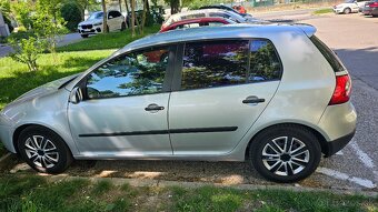 VW Golf 1.4 benzín, 55 kW – r. 2004 – - 3