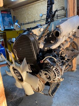 Motor 2.8 Nissan Patrol y60 - 3