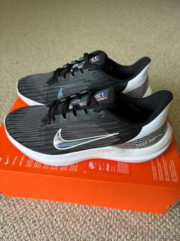 Bezecke tenisky Nike Winflo - 3