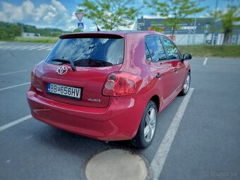 Toyota Auris 1.6 benzín - 3