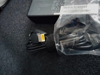 nová originálna nabíjačka na ntb Lenovo,hranatá koncovka 90W - 3
