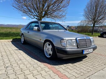 Mercedes-Benz w124 coupe 3.0 24v - 3