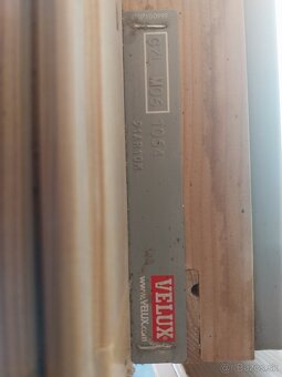 Predám strešné okno Velux - 3