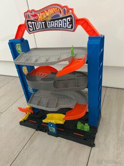 Hot Wheels Garaz - 3