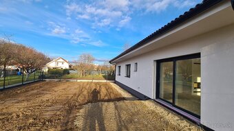 Na predaj novostavba 4 izbového rodinného domu / bungalov - 3