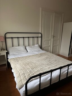 Manželská posteľ - 3