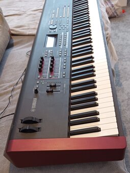 Predám workstation Yamaha MOXF 8 - 3