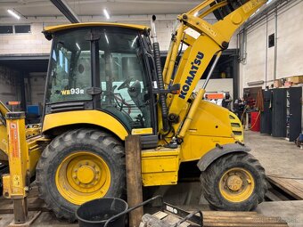 KOMATSU WB 93R-5EO - 3