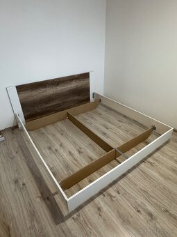 Posteľ manželská 180x200 - 3