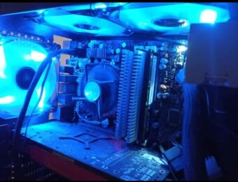 Predam PC plus klávesnica, myš - 3