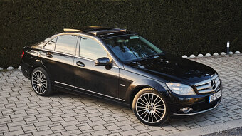 Mercedes-Benz C 220 CDI Avantgarde (2008) - 3
