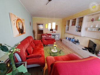 HALO reality - Predaj, trojizbový byt Kremnica, s balkónom - - 3